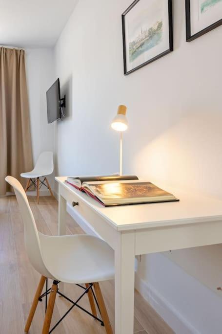 New Suite Reformada Con Excelente Ubicacion Sevilla Exterior foto