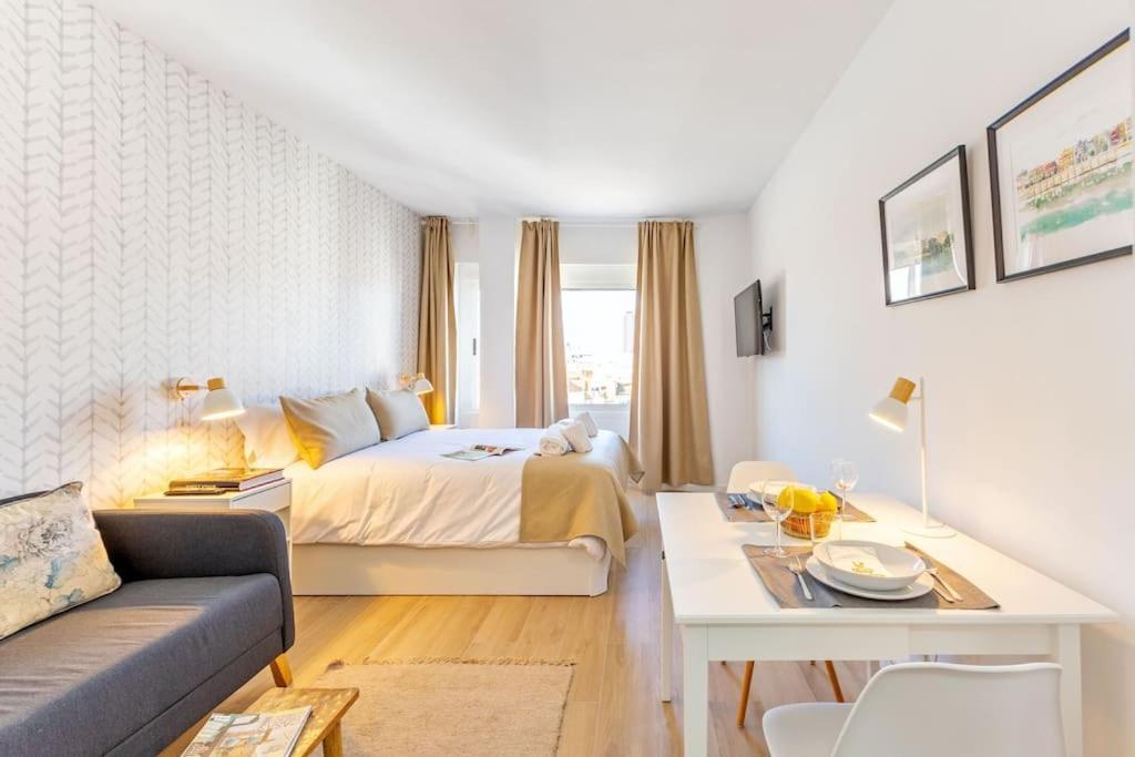 New Suite Reformada Con Excelente Ubicacion Sevilla Exterior foto